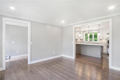 624 Buttonwoods Ave, Warwick, RI 02886 photo 14