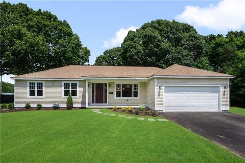 624 Buttonwoods Ave, Warwick, RI 02886 photo 4