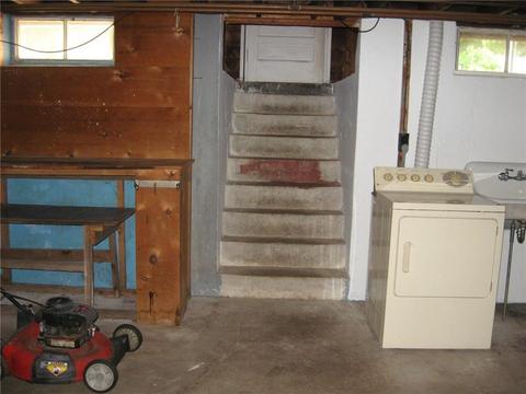 65 Oak St, Westerly, RI 02891 photo 29