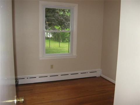 65 Oak St, Westerly, RI 02891 photo 15