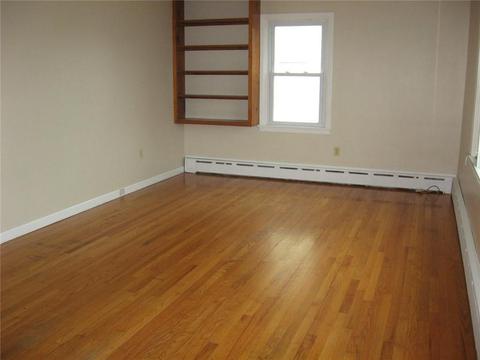65 Oak St, Westerly, RI 02891 photo 12
