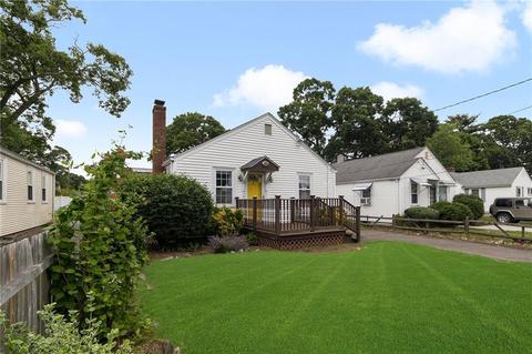 39 Community Rd, Warwick, RI 02889 photo 3