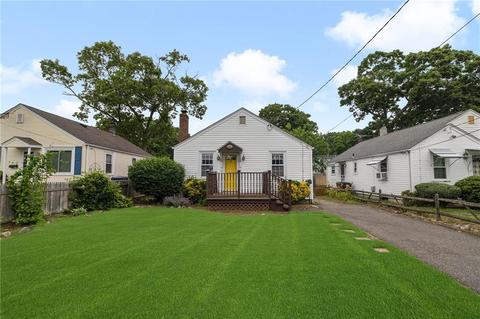 39 Community Rd, Warwick, RI 02889 photo 1