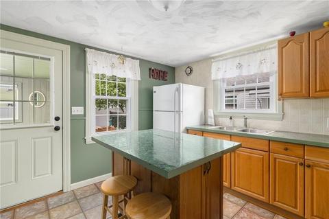 39 Community Rd, Warwick, RI 02889 photo 15