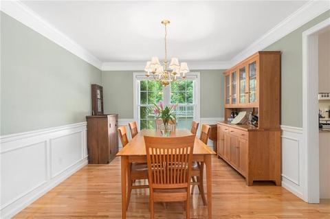 38 Davis Cir, Warwick, RI 02886 photo 13