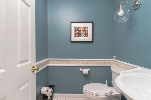 38 Davis Cir, Warwick, RI 02886 photo 17