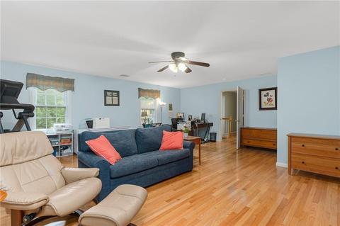 38 Davis Cir, Warwick, RI 02886 photo 27