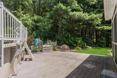 38 Davis Cir, Warwick, RI 02886 photo 41
