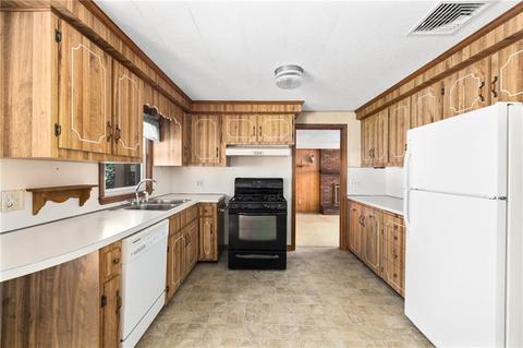 20 Crocus St, Warwick, RI 02886 photo 11