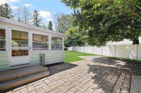 20 Crocus St, Warwick, RI 02886 photo 30