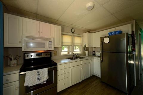 47 Benson Ave, Westerly, RI 02891 photo 9