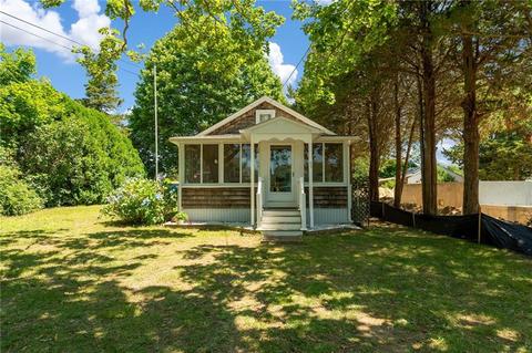47 Benson Ave, Westerly, RI 02891 photo 1