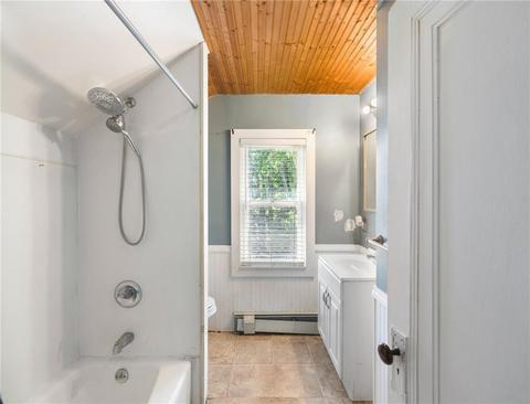 945 Cass Ave, Woonsocket, RI 02895 photo 9