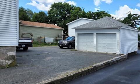 525 Providence St, Woonsocket, RI 02895 photo 4