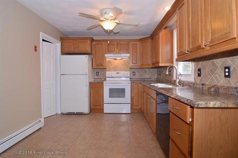 40 Ivan Ave, Warwick, RI 02889 photo 8
