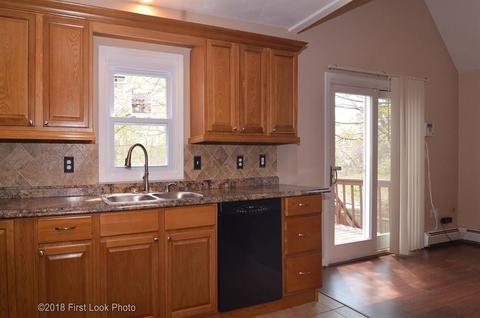 40 Ivan Ave, Warwick, RI 02889 photo 10