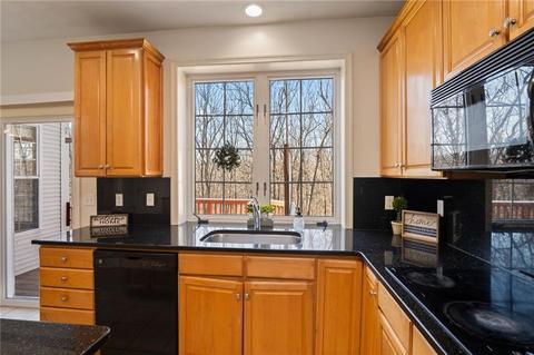 63 Castle Rocks Rd, Warwick, RI 02886 photo 10