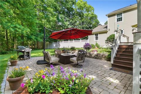 15 Katie Dr, Warren, RI 02885 photo 6
