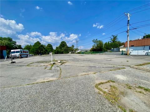 160 E Main Rd, Middletown, RI 02842 photo 5
