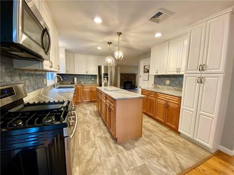 602 Central St, Burrillville, RI 02830 photo 7