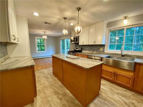 602 Central St, Burrillville, RI 02830 photo 4