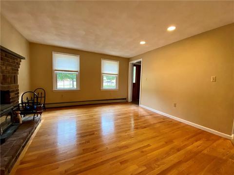602 Central St, Burrillville, RI 02830 photo 10