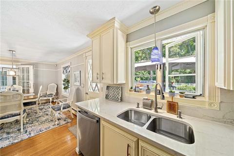 91 Hull St, Warwick, RI 02888 photo 6