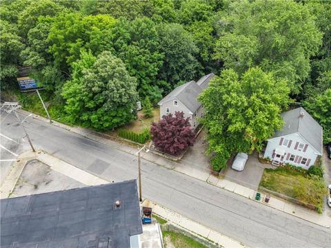 198 Mason St, Woonsocket, RI 02895 photo 5