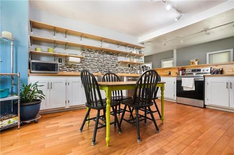 198 Mason St, Woonsocket, RI 02895 photo 9