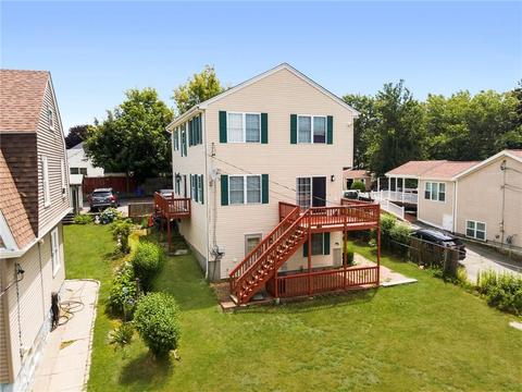 1108 Bay St, Fall River, MA 02724 photo 1