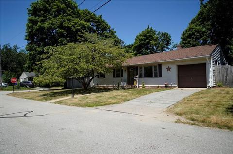 39 Sidney St, West Warwick, RI 02893 photo 2