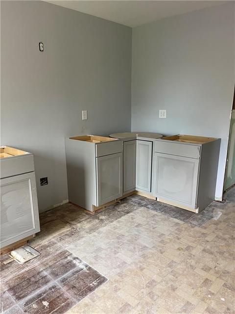 79 Thomas St, Woonsocket, RI 02895 photo 18