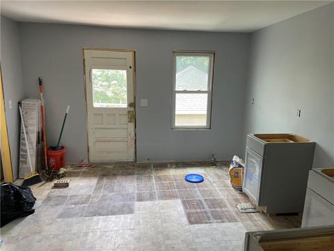 79 Thomas St, Woonsocket, RI 02895 photo 19
