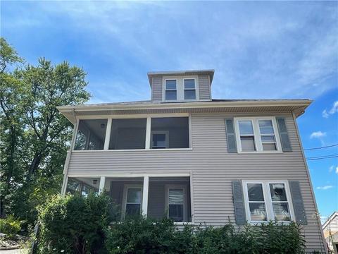 79 Thomas St, Woonsocket, RI 02895 photo 1