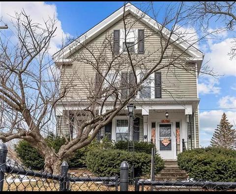 121 Blackstone St, Woonsocket, RI 02895 photo 2