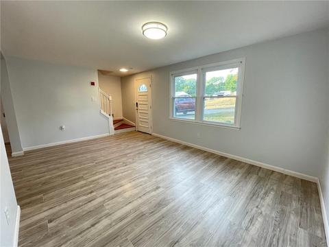 343 Walnut Hill Rd, Woonsocket, RI 02895 photo 12