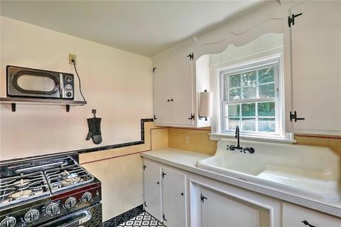 116 Mayfair Rd, Warwick, RI 02888 photo 15