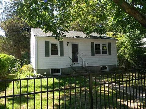 53 Westminster St, Westerly, RI 02891 photo 2