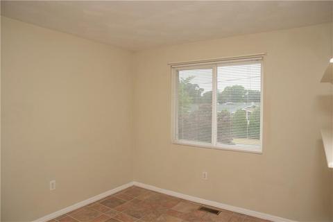87 Leon E Whipple Rd, Warwick, RI 02886 photo 17