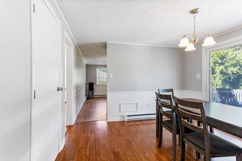 151 Saint Leon Ave, Woonsocket, RI 02895 photo 9