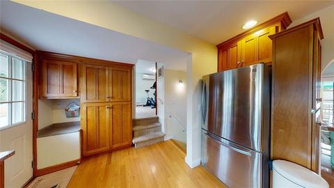 41 Vanstone Ave, Warwick, RI 02889 photo 13