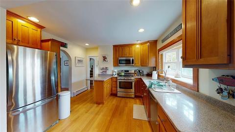 41 Vanstone Ave, Warwick, RI 02889 photo 10