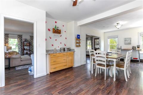 6 Lanphear St, West Warwick, RI 02893 photo 10