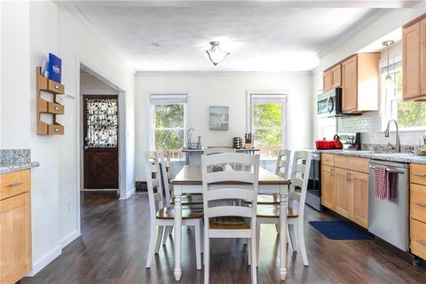 6 Lanphear St, West Warwick, RI 02893 photo 7