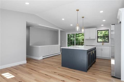 4 Star Ave, Woonsocket, RI 02895 photo 8