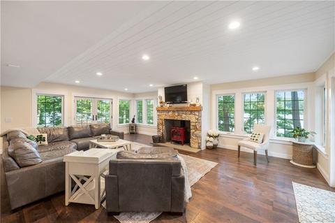 25 Sunrise Ter, Glocester, RI 02814 photo 17