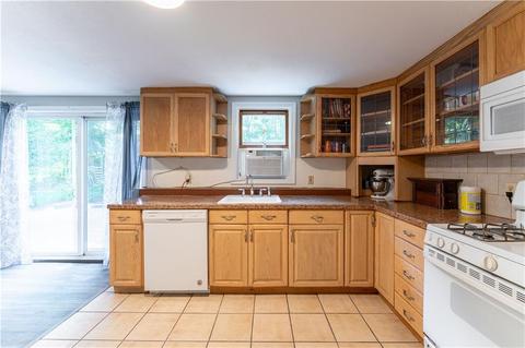 12 Birch St, Glocester, RI 02814 photo 10