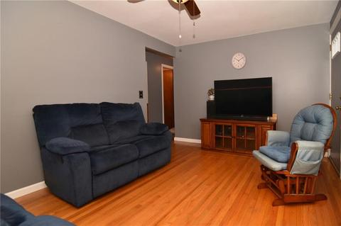 141 Stoneham Dr, Woonsocket, RI 02895 photo 14