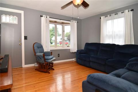 141 Stoneham Dr, Woonsocket, RI 02895 photo 11