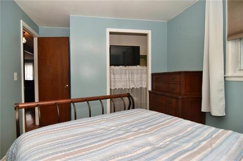 141 Stoneham Dr, Woonsocket, RI 02895 photo 16